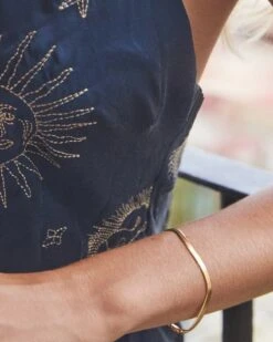 Herringbone Chain Bracelet In 18k Yellow Gold Vermeil 9 Herringbone Chain Bracelet In 18k Yellow Gold Vermeil -Kendra Scott kendra scott herringbone chain bracelet 2