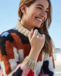 Maggie Hoop Earrings In Silver Filigree -Kendra Scott kendra scott maggie hoop earring gold filigree lg 2