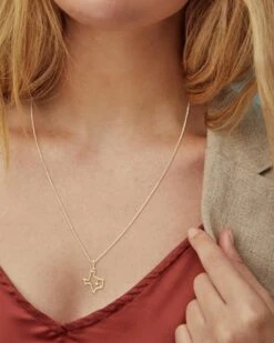 Texas 18k Gold Vermeil Charm In White Diamond -Kendra Scott kendra scott texas charm gold vermeil white diamond 03 lg